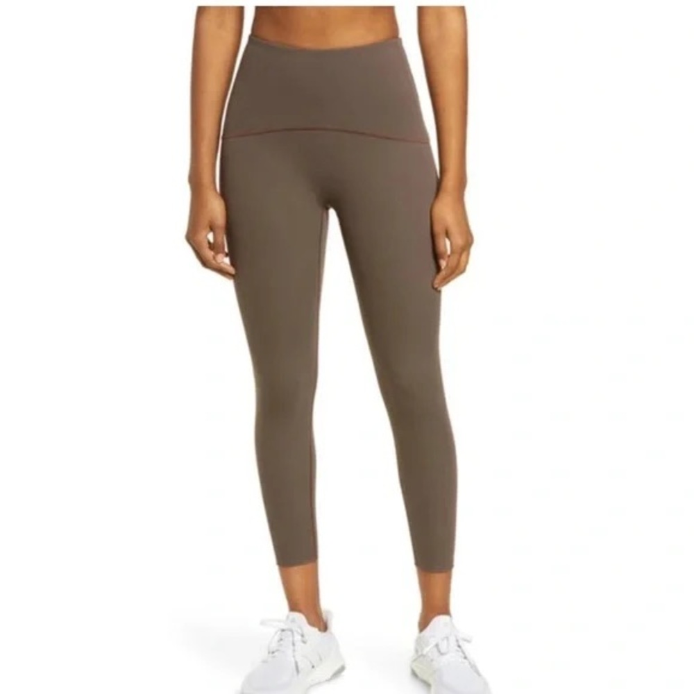 NWT Spanx knockout leggings (color Bark) 3X